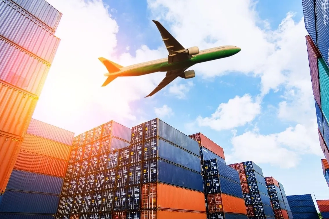 Havayolu g&uuml;mr&uuml;k işlemleri dijitalleşiyor