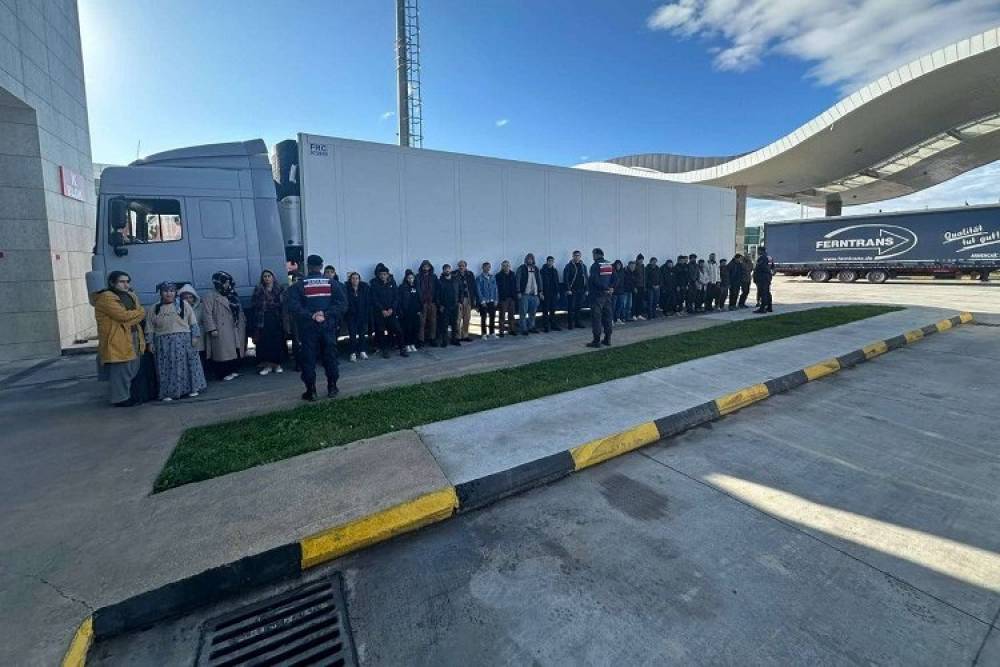 Edirne'de 36 kaçak göçmen yakalandı
