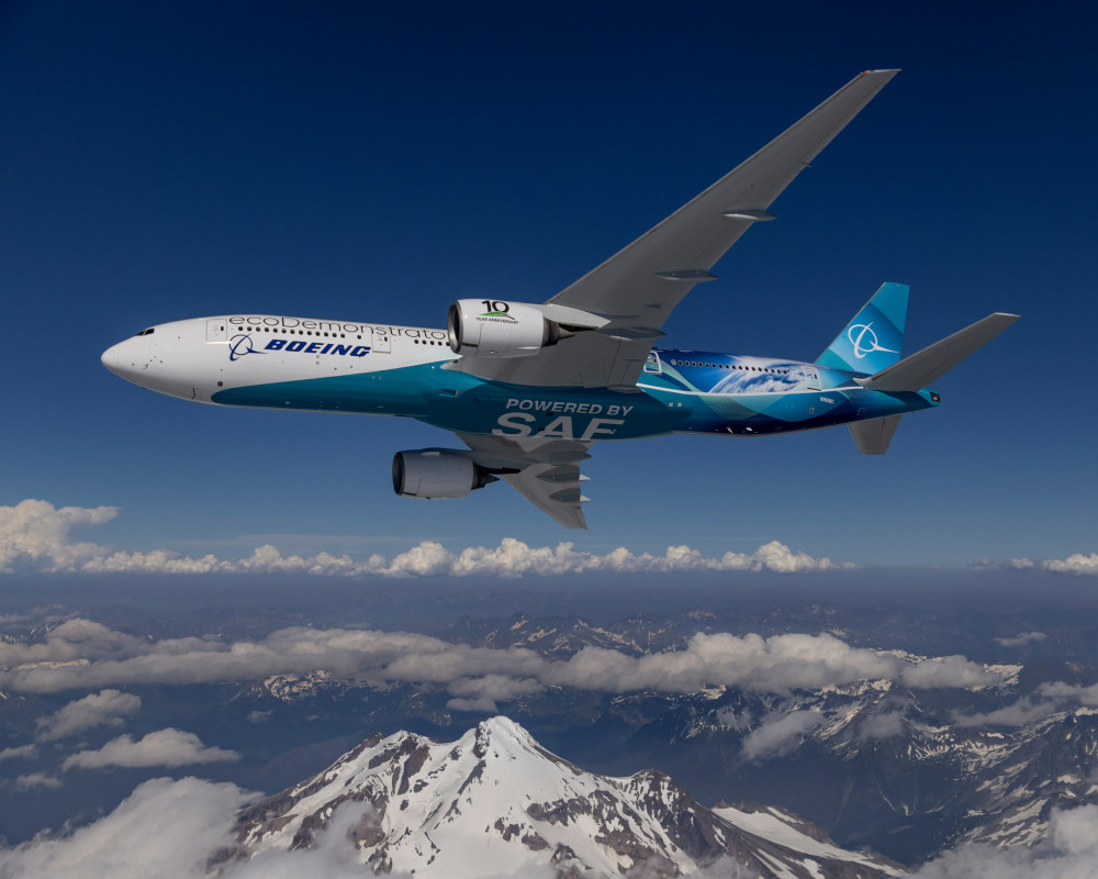 Boeing, ticari operasyonları için sürdürülebilir uçak yakıtı alımını iki katına çıkarıyor