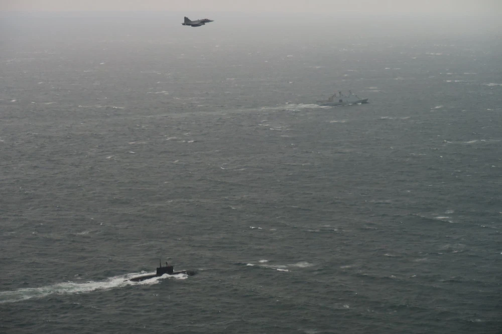 İsve&ccedil; Gripen&rsquo;leri Kattegat&rsquo;ta Rus Denizaltısını Takibe Aldı