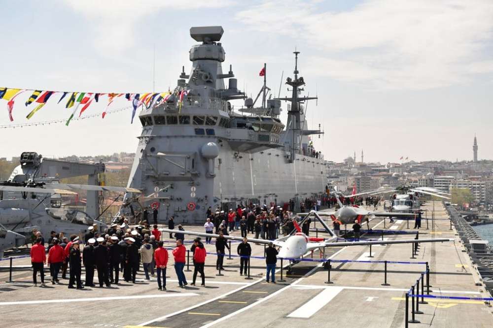 TCG Anadolu yarın da ziyaret edilebilecek
