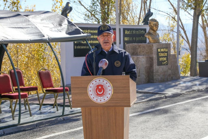 Milli Savunma Bakanı Akar: “Biz Terörü Bitirmekte Kararlıyız”